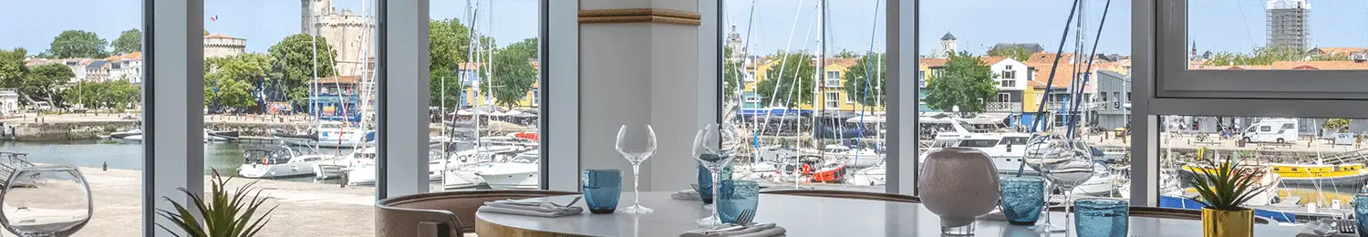 Restaurant avec vue
